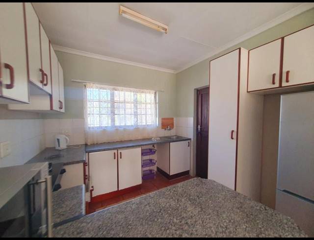 2 BEDROOM TOWNHOUSE FOR SALE IN UVONGO